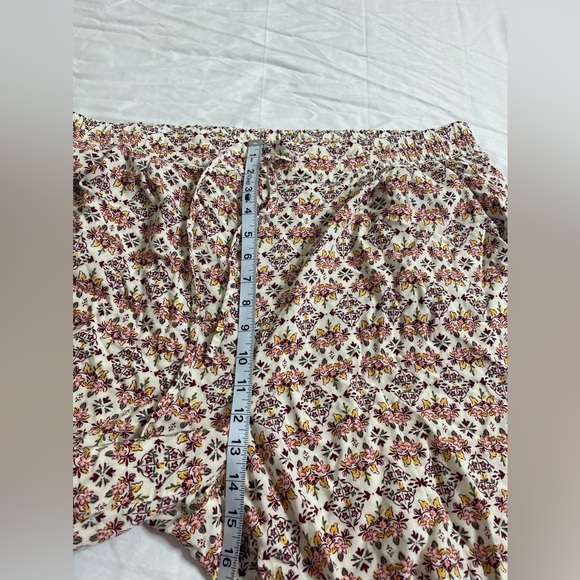 Torrid Womens Pull-On Wide Leg Floral High Rise Pants - Picture 10 of 12